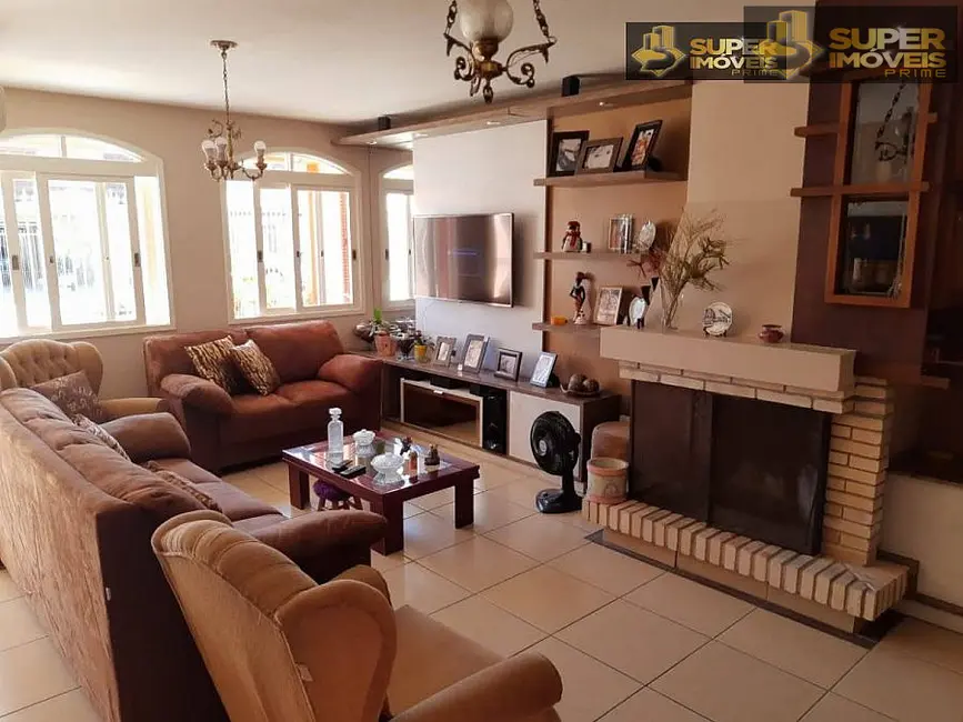 Foto 1 de Casa com 5 quartos à venda, 240m2 em São Gonçalo, Pelotas - RS