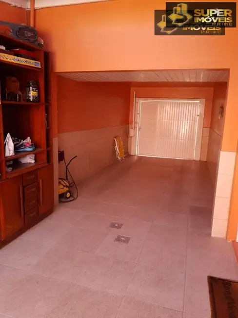 Casa com 5 quartos à venda, 240m2 em São Gonçalo, Pelotas - RS - imagem 3 Foto 3 de Casa com 5 quartos à venda, 240m2 em São Gonçalo, Pelotas - RS