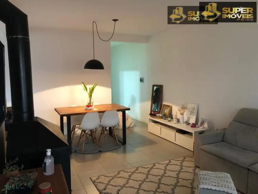 Foto 3 de Casa com 2 quartos à venda, 250m2 em Areal, Pelotas - RS