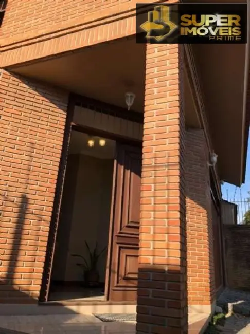 Casa com 3 quartos à venda, 396m2 em Areal, Pelotas - RS - imagem 4 Foto 4 de Casa com 3 quartos à venda, 396m2 em Areal, Pelotas - RS