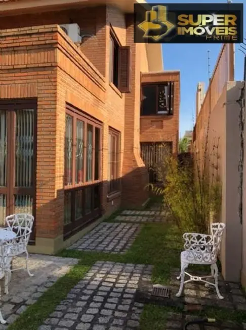 Foto 3 de Casa com 3 quartos à venda, 396m2 em Areal, Pelotas - RS