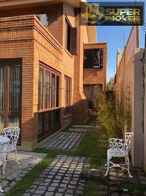 Foto 3 de Casa com 3 quartos à venda, 396m2 em Areal, Pelotas - RS