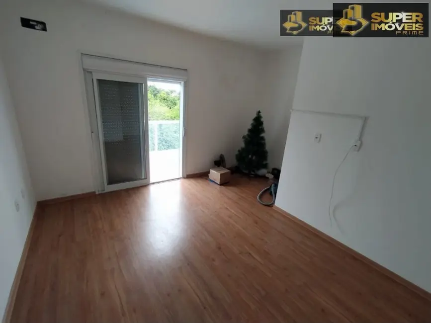 Foto 4 de Casa com 2 quartos à venda, 136m2 em Fragata, Pelotas - RS