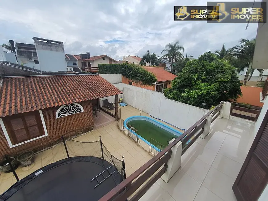Casa com 3 quartos à venda, 420m2 em Centro, Pelotas - RS - imagem 6 Foto 6 de Casa com 3 quartos à venda, 420m2 em Centro, Pelotas - RS
