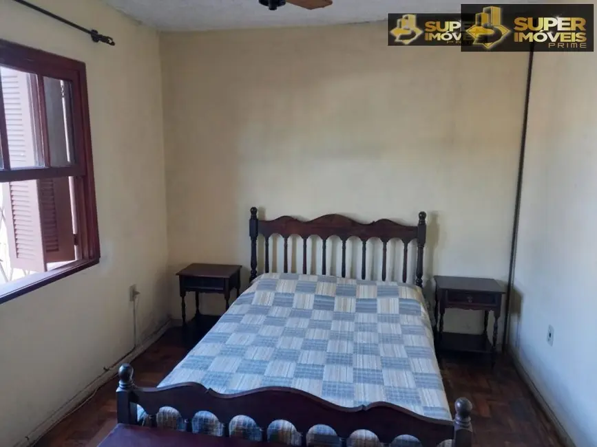 Foto 2 de Casa com 5 quartos à venda, 300m2 em Areal, Pelotas - RS