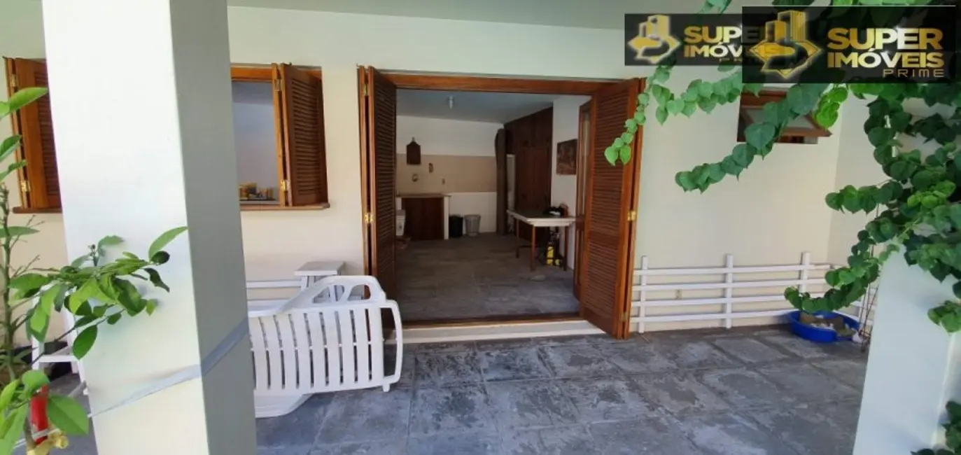 Foto 3 de Casa com 4 quartos à venda, 436m2 em Areal, Pelotas - RS