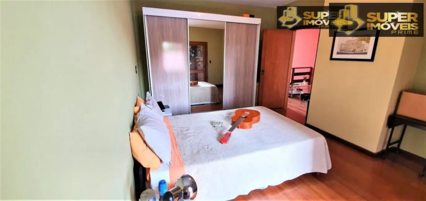 Foto 2 de Casa com 4 quartos à venda, 436m2 em Areal, Pelotas - RS