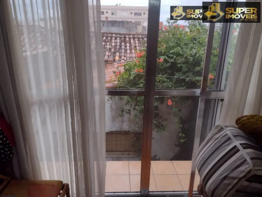 Foto 5 de Casa com 4 quartos à venda, 200m2 em Centro, Pelotas - RS