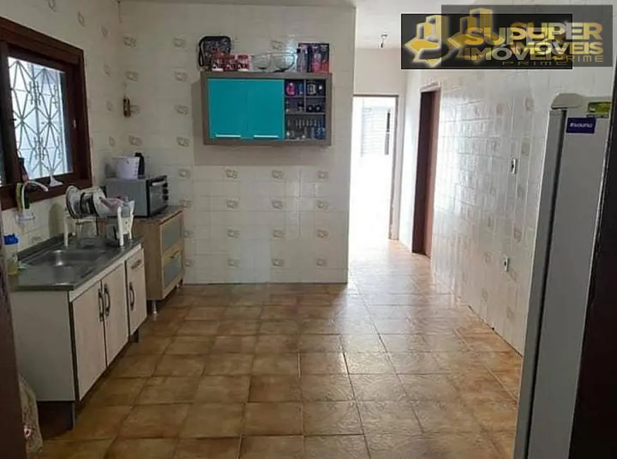 Foto 6 de Casa com 6 quartos à venda, 300m2 em Fragata, Pelotas - RS