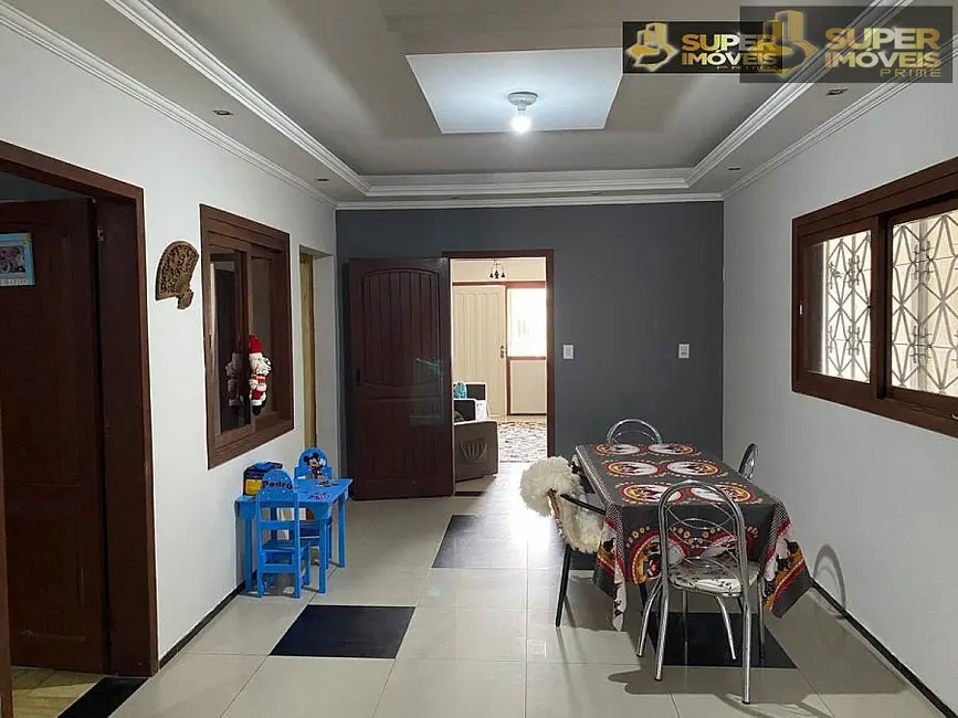 Foto 8 de Casa com 6 quartos à venda, 300m2 em Fragata, Pelotas - RS