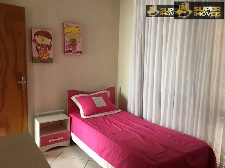 Foto 8 de Casa com 4 quartos à venda, 300m2 em Laranjal, Pelotas - RS