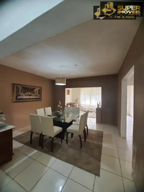 Foto 9 de Casa com 4 quartos à venda, 340m2 em Laranjal, Pelotas - RS