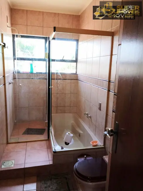 Casa com 4 quartos à venda, 300m2 em Três Vendas, Pelotas - RS - imagem 4 Foto 4 de Casa com 4 quartos à venda, 300m2 em Três Vendas, Pelotas - RS