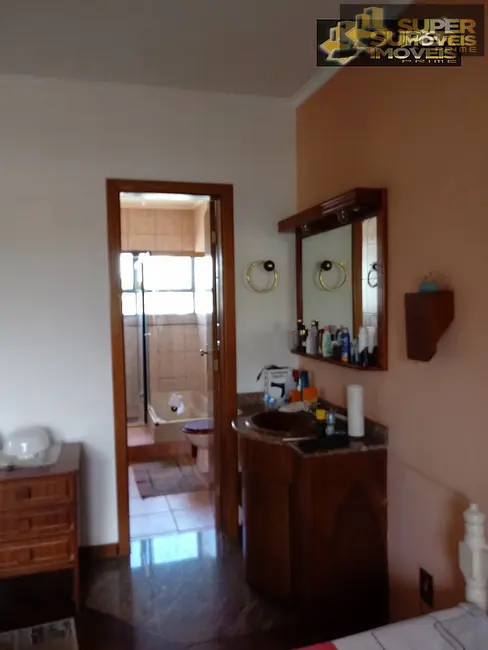 Casa com 4 quartos à venda, 300m2 em Três Vendas, Pelotas - RS - imagem 3 Foto 3 de Casa com 4 quartos à venda, 300m2 em Três Vendas, Pelotas - RS