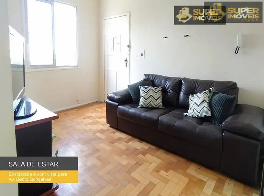 Foto 1 de Apartamento com 2 quartos à venda, 50m2 em Centro, Pelotas - RS