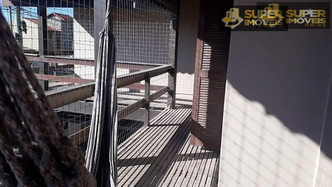 Foto 6 de Casa com 4 quartos à venda, 300m2 em Laranjal, Pelotas - RS