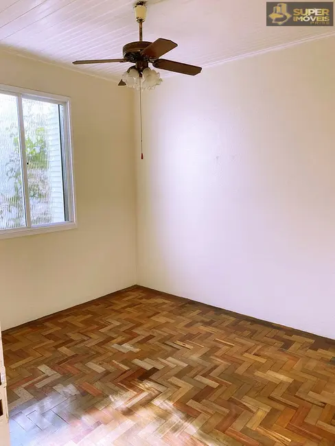 Casa com 3 quartos à venda, 200m2 em Centro, Pelotas - RS - imagem 9 Foto 9 de Casa com 3 quartos à venda, 200m2 em Centro, Pelotas - RS