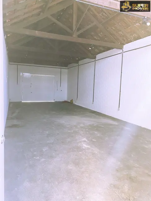 Foto 3 de Casa com 3 quartos à venda, 200m2 em Centro, Pelotas - RS