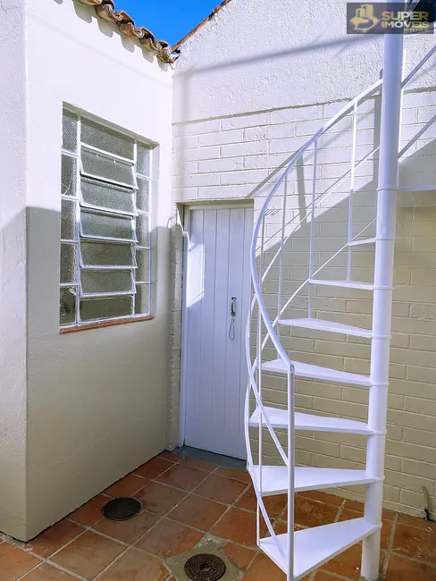 Casa com 3 quartos à venda, 200m2 em Centro, Pelotas - RS - imagem 6 Foto 6 de Casa com 3 quartos à venda, 200m2 em Centro, Pelotas - RS