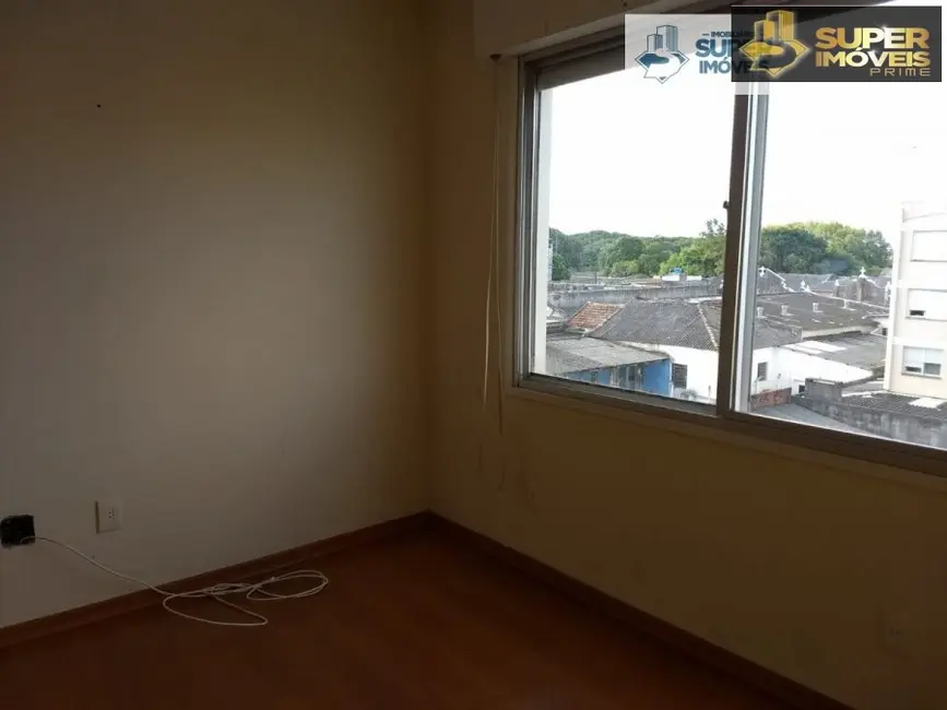 Apartamento com 2 quartos à venda, 79m2 em Centro, Pelotas - RS - imagem 4 Foto 4 de Apartamento com 2 quartos à venda, 79m2 em Centro, Pelotas - RS