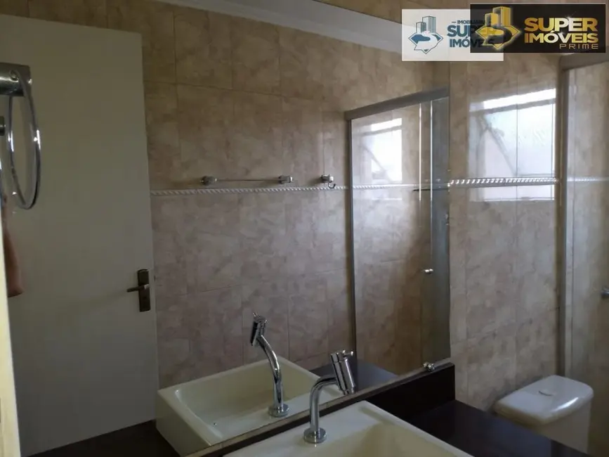 Apartamento com 2 quartos à venda, 79m2 em Centro, Pelotas - RS - imagem 7 Foto 7 de Apartamento com 2 quartos à venda, 79m2 em Centro, Pelotas - RS