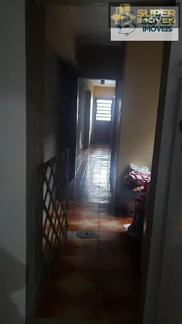 Casa com 4 quartos à venda, 235m2 em Centro, Pelotas - RS - imagem 7 Foto 7 de Casa com 4 quartos à venda, 235m2 em Centro, Pelotas - RS