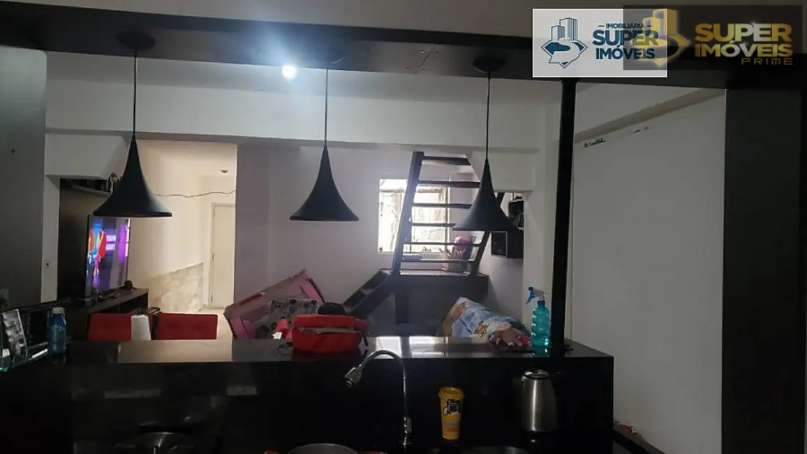 Casa com 4 quartos à venda, 235m2 em Centro, Pelotas - RS - imagem 3 Foto 3 de Casa com 4 quartos à venda, 235m2 em Centro, Pelotas - RS