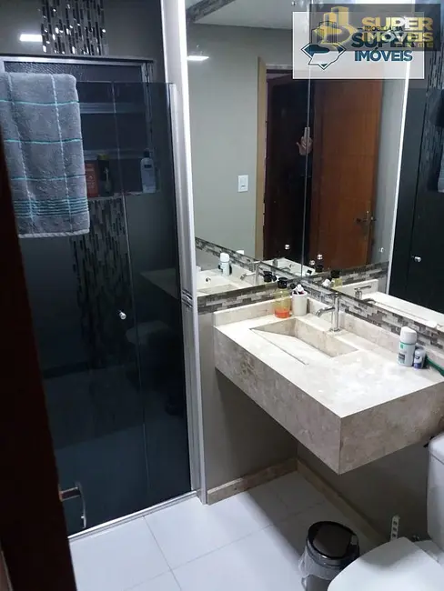 Casa com 2 quartos à venda, 226m2 em Centro, Pelotas - RS - imagem 9 Foto 9 de Casa com 2 quartos à venda, 226m2 em Centro, Pelotas - RS