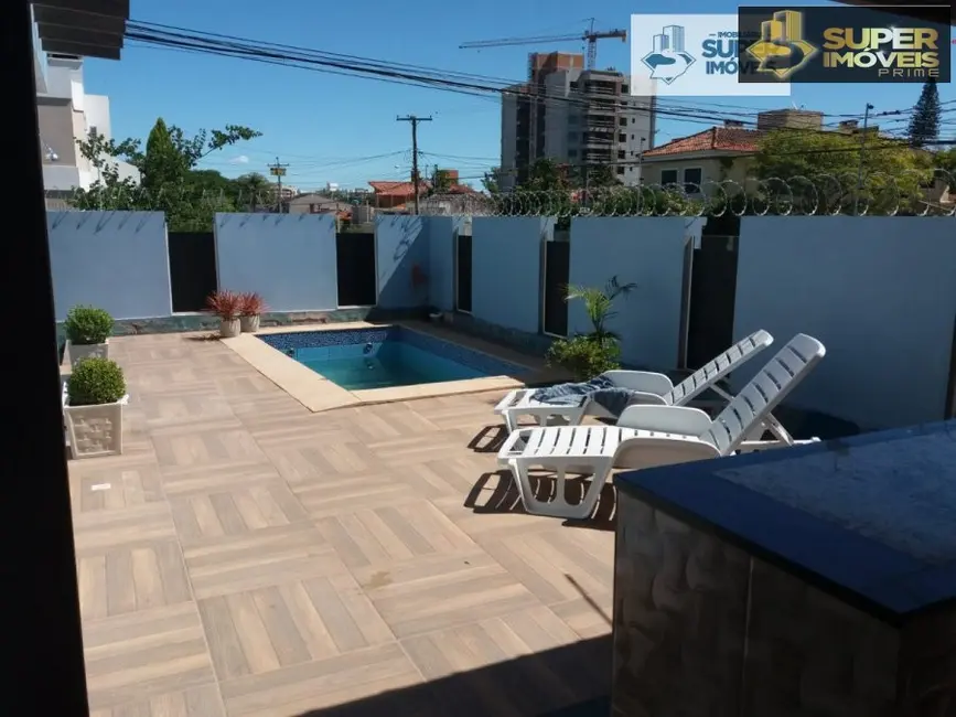 Foto 1 de Casa com 2 quartos à venda, 226m2 em Centro, Pelotas - RS