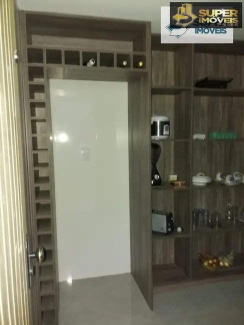 Foto 8 de Casa com 2 quartos à venda, 226m2 em Centro, Pelotas - RS