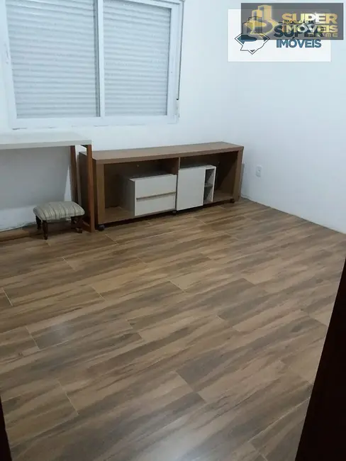 Casa com 2 quartos à venda, 226m2 em Centro, Pelotas - RS - imagem 4 Foto 4 de Casa com 2 quartos à venda, 226m2 em Centro, Pelotas - RS