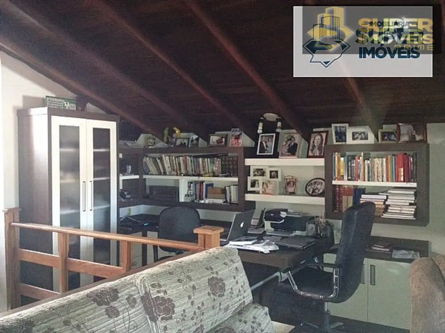 Foto 6 de Casa com 5 quartos à venda, 600m2 em Laranjal, Pelotas - RS