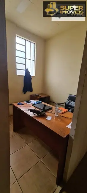 Armazém / Galpão à venda, 570m2 em Centro, Pelotas - RS - imagem 8 Foto 8 de Armazém / Galpão à venda, 570m2 em Centro, Pelotas - RS