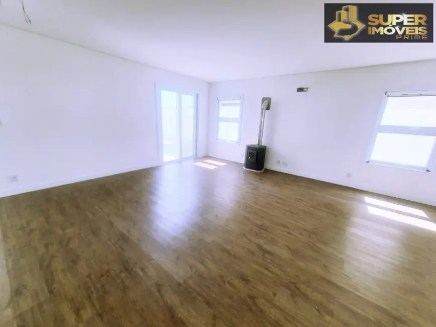 Foto 6 de Casa com 3 quartos à venda, 390m2 em Laranjal, Pelotas - RS