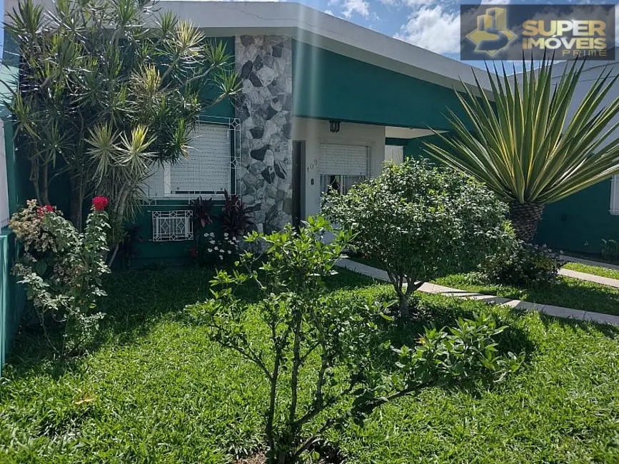 Casa com 3 quartos à venda, 410m2 em Fragata, Pelotas - RS - imagem 3 Foto 3 de Casa com 3 quartos à venda, 410m2 em Fragata, Pelotas - RS