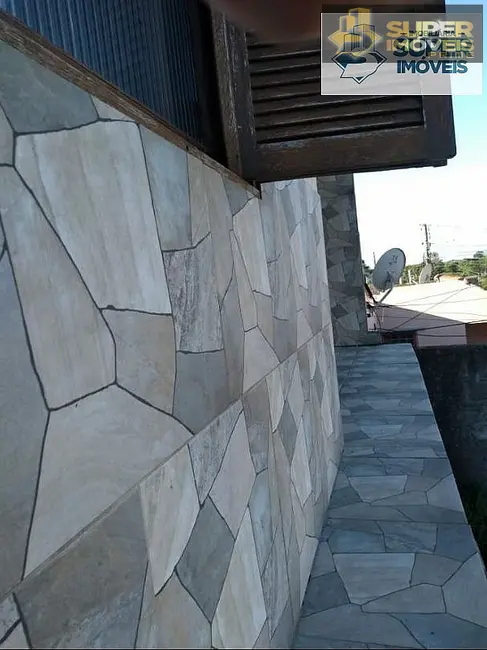 Casa com 4 quartos à venda, 264m2 em Fragata, Pelotas - RS - imagem 8 Foto 8 de Casa com 4 quartos à venda, 264m2 em Fragata, Pelotas - RS
