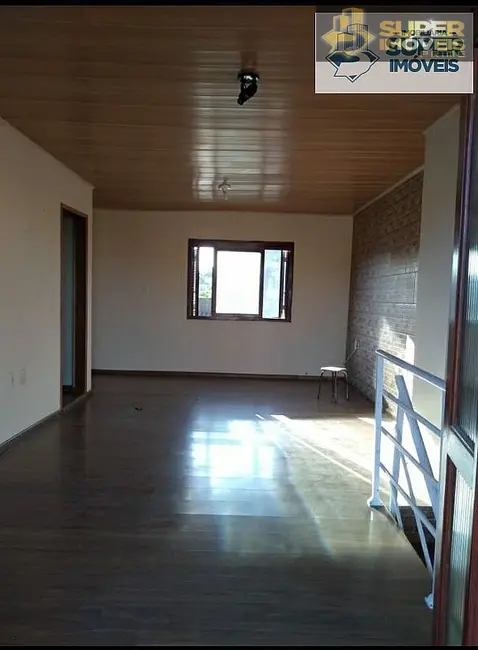 Casa com 4 quartos à venda, 264m2 em Fragata, Pelotas - RS - imagem 3 Foto 3 de Casa com 4 quartos à venda, 264m2 em Fragata, Pelotas - RS