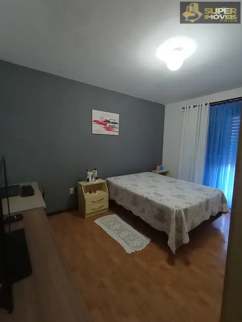 Casa com 3 quartos à venda, 576m2 em Três Vendas, Pelotas - RS - imagem 4 Foto 4 de Casa com 3 quartos à venda, 576m2 em Três Vendas, Pelotas - RS