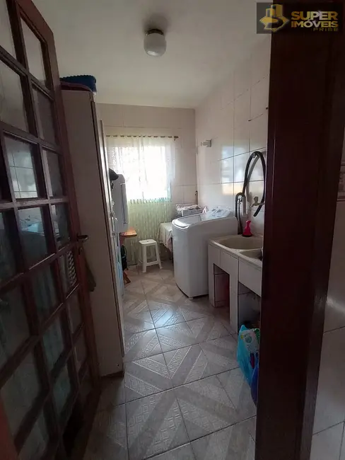 Casa com 3 quartos à venda, 576m2 em Três Vendas, Pelotas - RS - imagem 8 Foto 8 de Casa com 3 quartos à venda, 576m2 em Três Vendas, Pelotas - RS