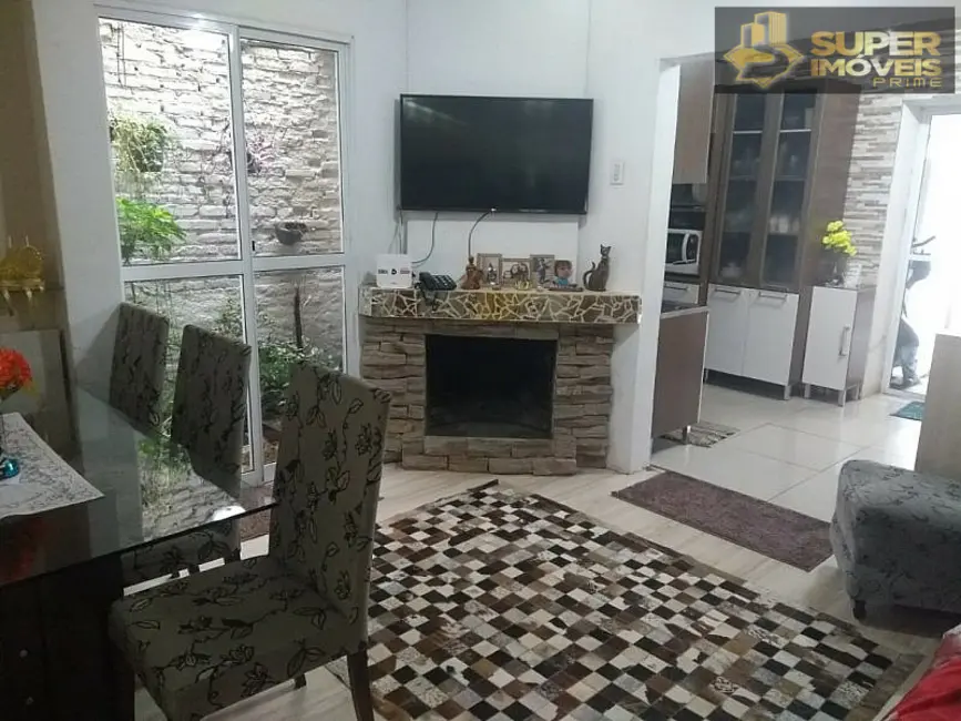 Foto 2 de Casa com 3 quartos à venda, 126m2 em Areal, Pelotas - RS