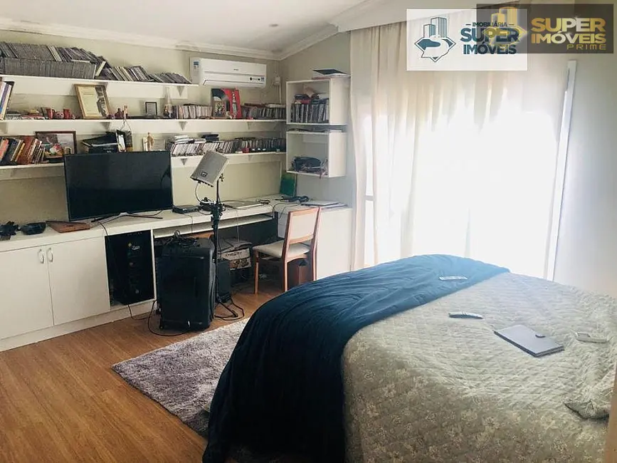 Foto 2 de Casa com 4 quartos à venda, 910m2 em Laranjal, Pelotas - RS