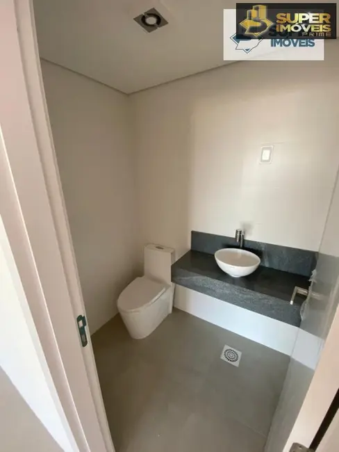 Foto 9 de Apartamento com 2 quartos à venda, 96m2 em Centro, Pelotas - RS