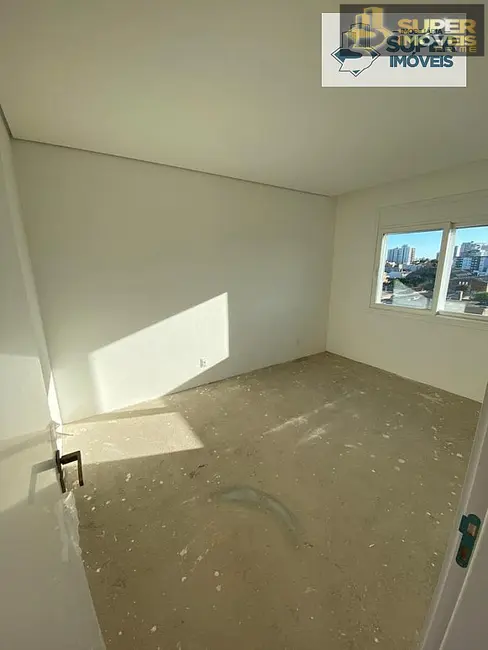 Apartamento com 2 quartos à venda, 96m2 em Centro, Pelotas - RS - imagem 8 Foto 8 de Apartamento com 2 quartos à venda, 96m2 em Centro, Pelotas - RS