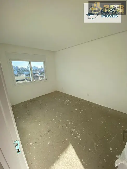 Apartamento com 2 quartos à venda, 96m2 em Centro, Pelotas - RS - imagem 7 Foto 7 de Apartamento com 2 quartos à venda, 96m2 em Centro, Pelotas - RS