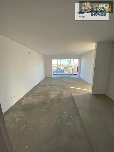 Apartamento com 2 quartos à venda, 96m2 em Centro, Pelotas - RS - imagem 4 Foto 4 de Apartamento com 2 quartos à venda, 96m2 em Centro, Pelotas - RS
