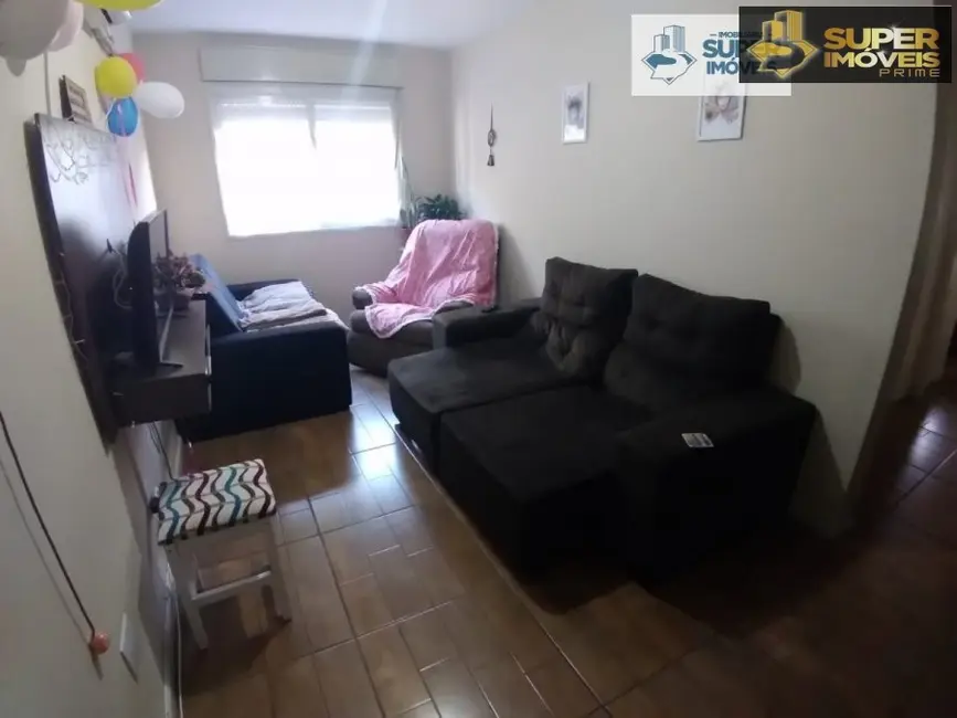Foto 2 de Apartamento com 2 quartos à venda, 55m2 em Três Vendas, Pelotas - RS