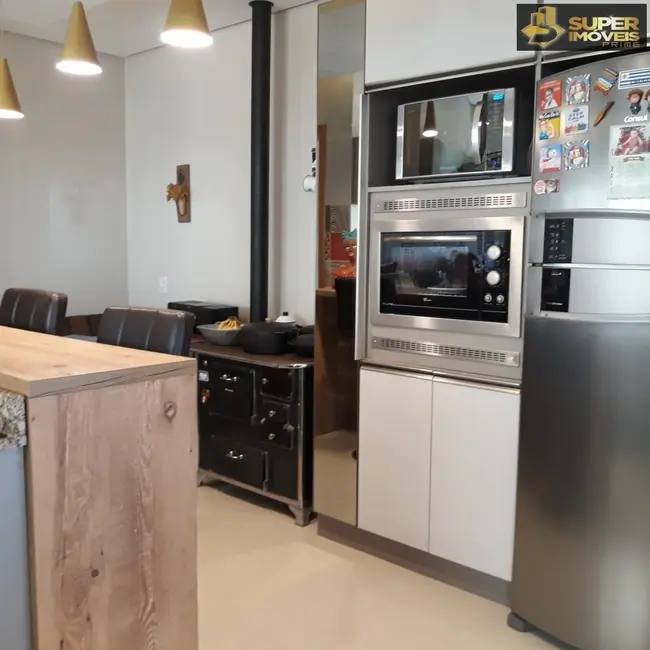 Foto 6 de Casa com 3 quartos à venda, 420m2 em Laranjal, Pelotas - RS