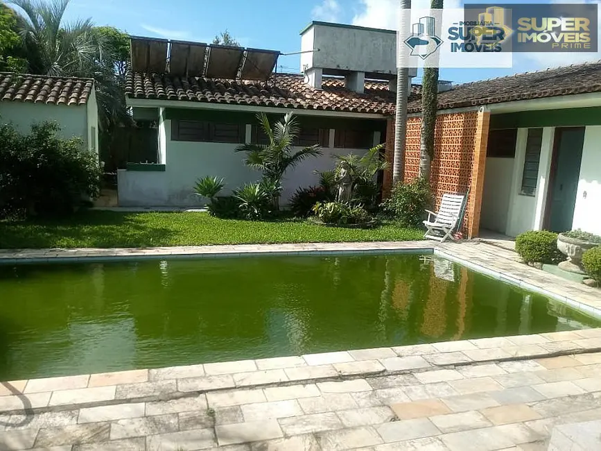 Casa com 4 quartos à venda, 900m2 em Areal, Pelotas - RS - imagem 2 Foto 2 de Casa com 4 quartos à venda, 900m2 em Areal, Pelotas - RS