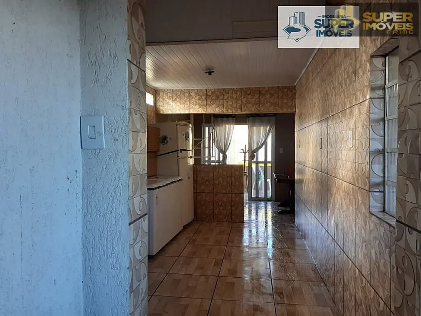 Casa com 4 quartos à venda, 300m2 em Centro, Pelotas - RS - imagem 4 Foto 4 de Casa com 4 quartos à venda, 300m2 em Centro, Pelotas - RS