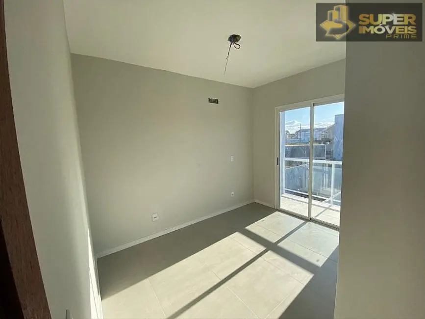 Casa com 2 quartos à venda, 130m2 em Laranjal, Pelotas - RS - imagem 9 Foto 9 de Casa com 2 quartos à venda, 130m2 em Laranjal, Pelotas - RS